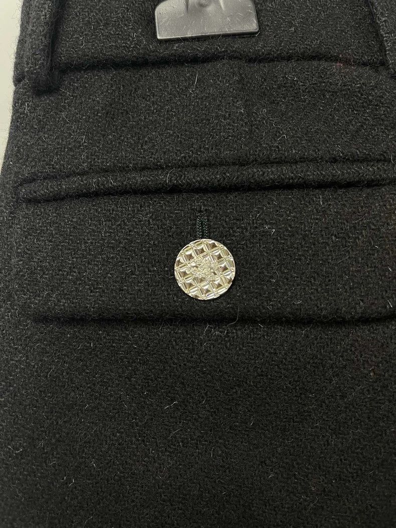 Chanel Chanel 22A black diamond-buttoned wool trousers 2505-Nextar Size 25" / US 0 / IT 36 - 4 Thumbnail