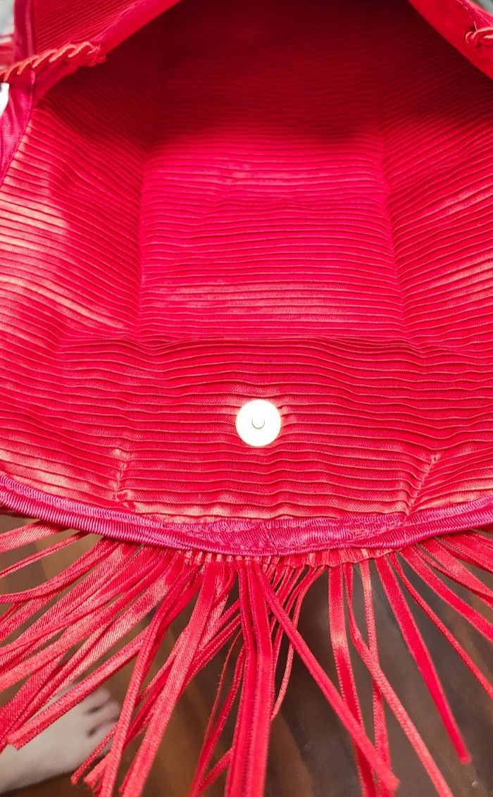 Other Alexandra Tsoukala Red Pleated Satin Fringe Clutch Bag Size ONE SIZE - 8 Thumbnail