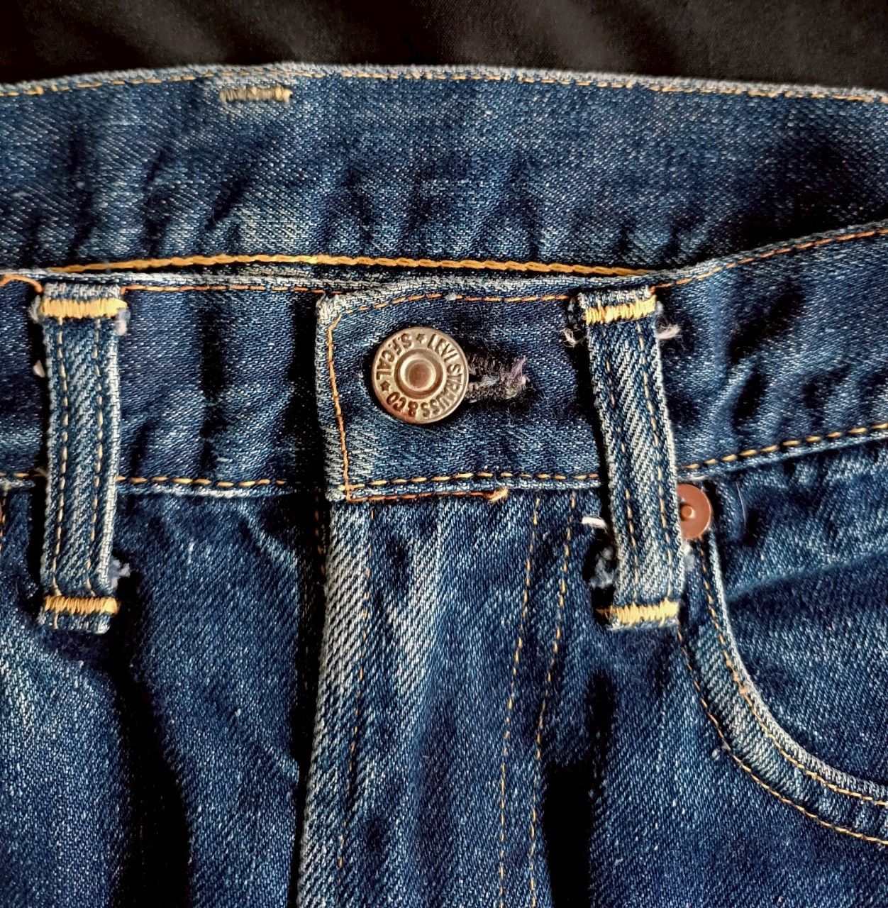 Levi's Vintage 40s Levi's 501xx Big E Hidden Rivet Oneside Red Tab. Size US 28 / EU 44 - 2 Thumbnail