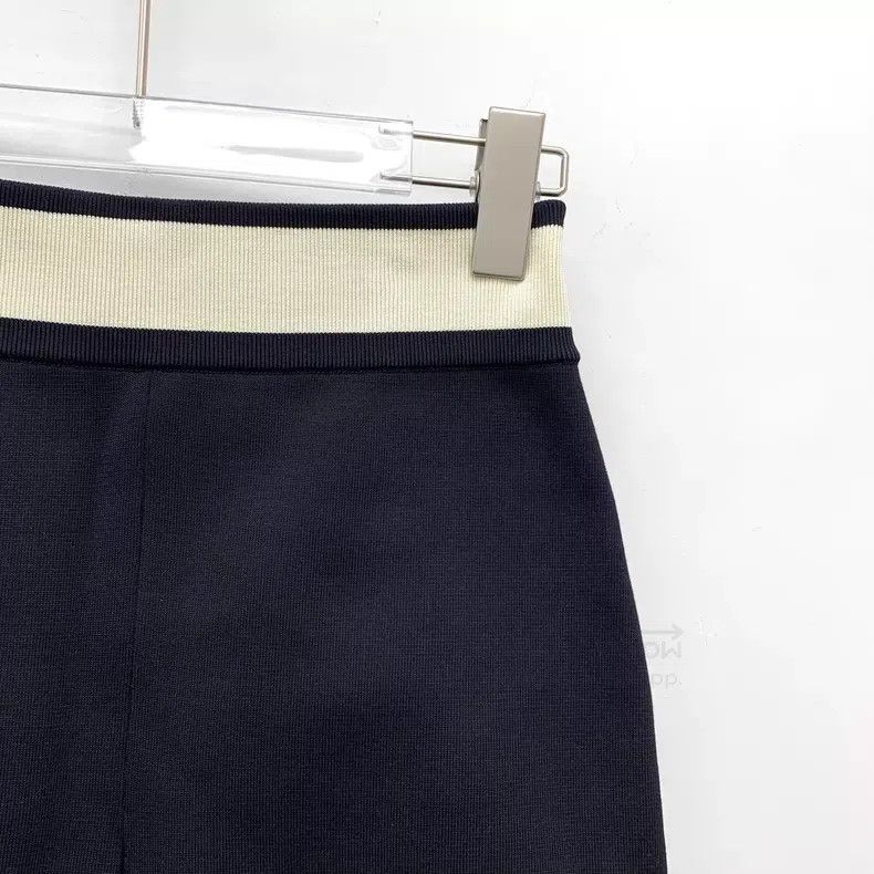 Hermes Hermes Black striped trim mulberry silk knitted shorts Size 24" / US 00 / IT 34 - 3 Thumbnail