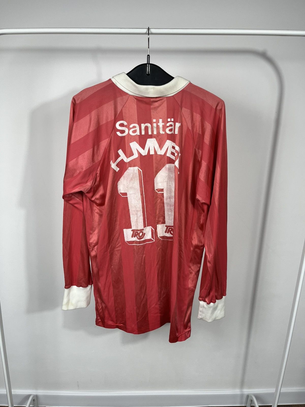 Other Vintage TRO Hummel Football Jersey Long Sleeve Red #11 L Size US L / EU 52-54 / 3 - 12 Thumbnail