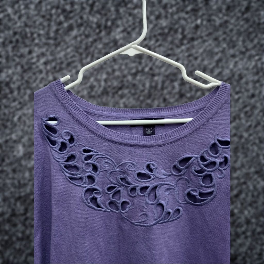 Vintage Roaman's Sweater Size 1X Purple BOHO Embroidered Eyelet Balloon Sleeve Womens Size XL / US 12-14 / IT 48-50 - 1 Thumbnail