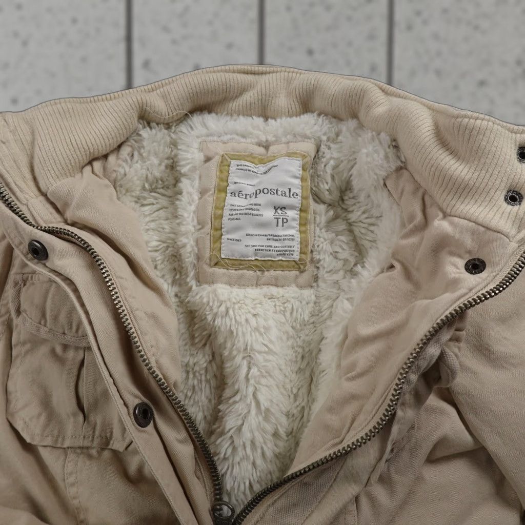 Aeropostale VTG Aeropostale Jacket Womens XS Beige Faux Fur Lined Parka Winter Coat Y2K Size XS / US 0-2 / IT 36-38 - 1 Thumbnail