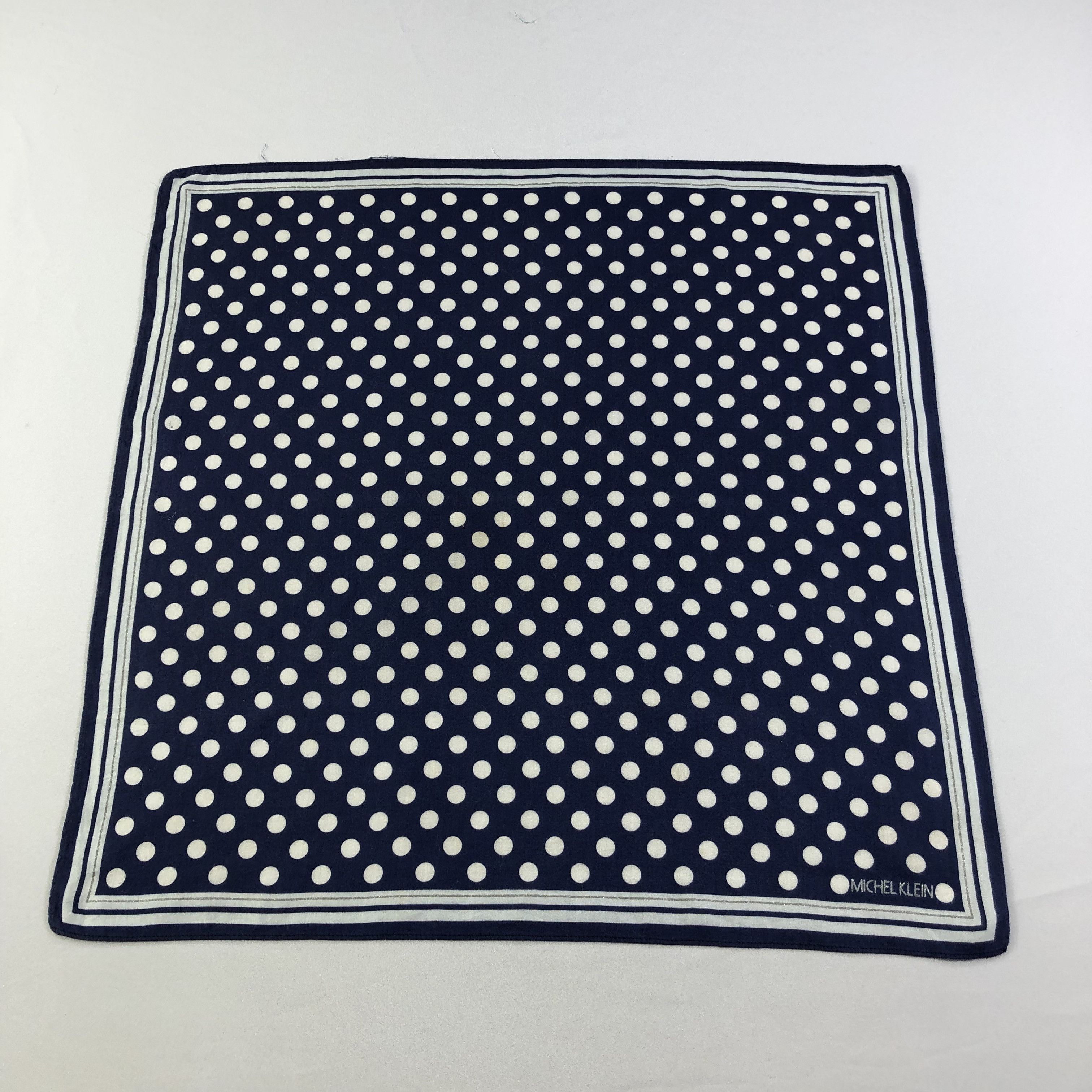 Michel Klein × Vintage Michel Klein Handkerchief Neckerchief Bandana H2115 Size ONE SIZE - 1 Thumbnail
