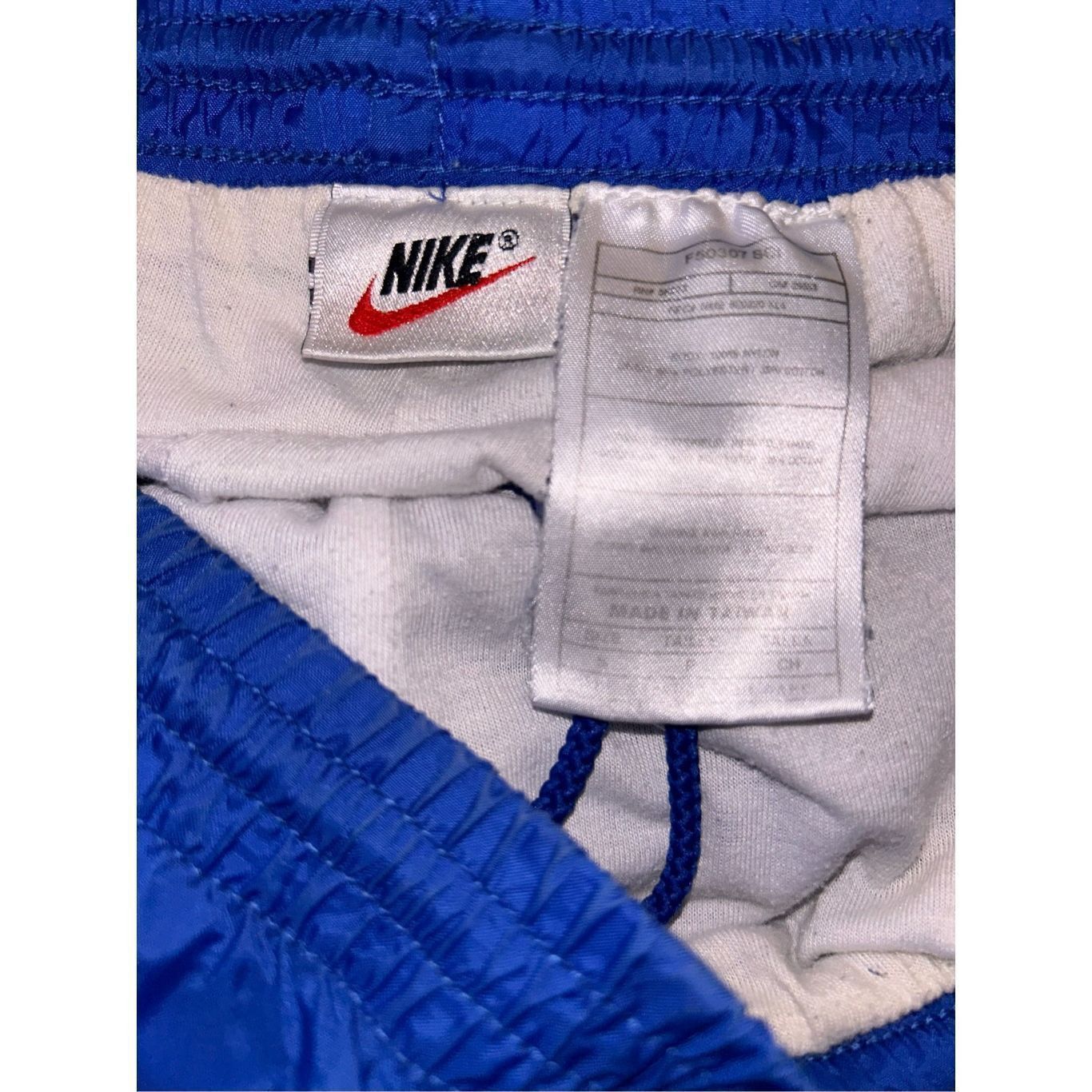 Nike Mens Vintage Nike Windbreaker Jogger Pants Size S Size US 28 / EU 44 - 4 Thumbnail