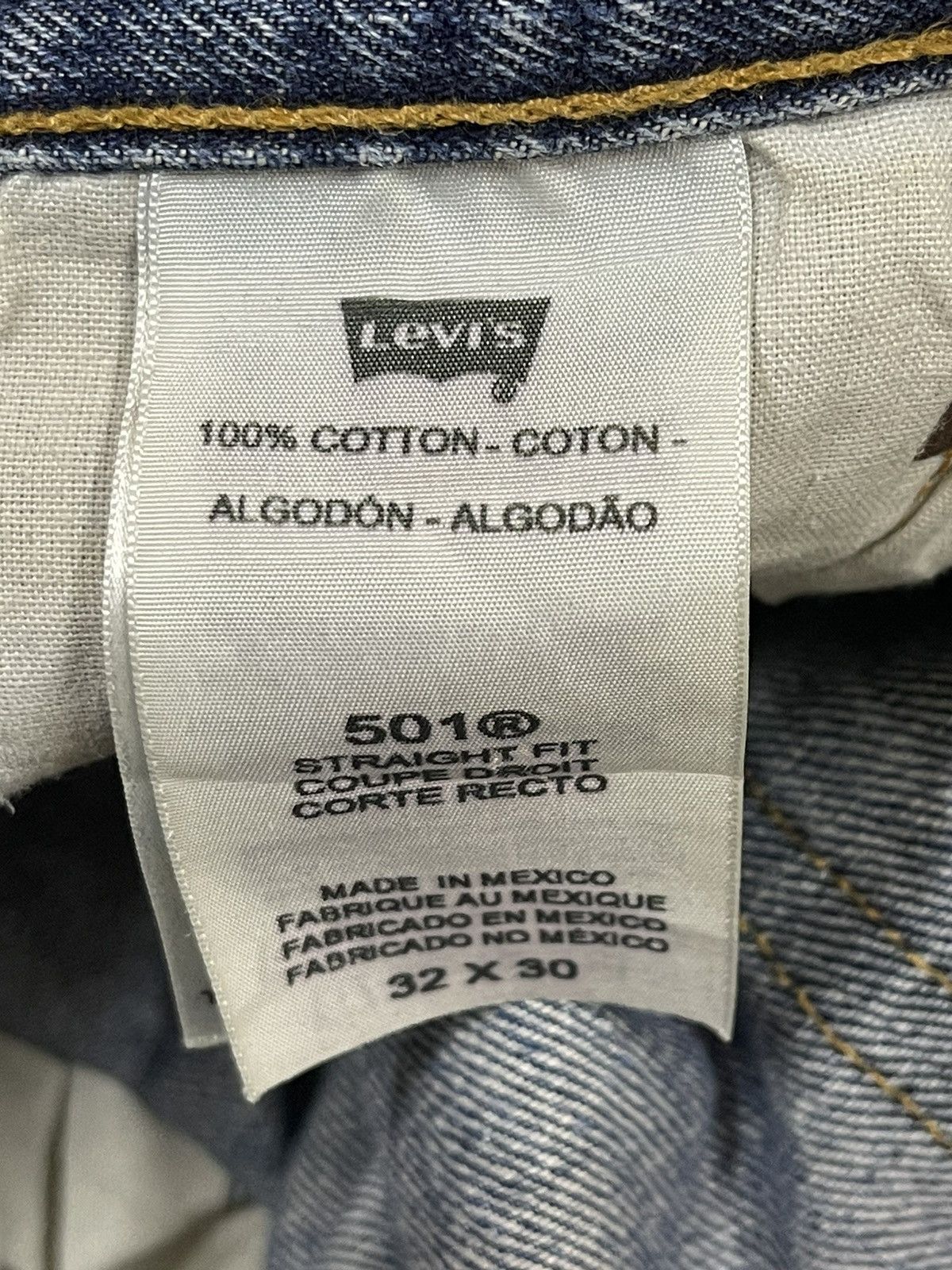 Levi's Vintage Levis 501 Blue Wash Distressed Style Loose Jeans Size US 32 / EU 48 - 9 Thumbnail