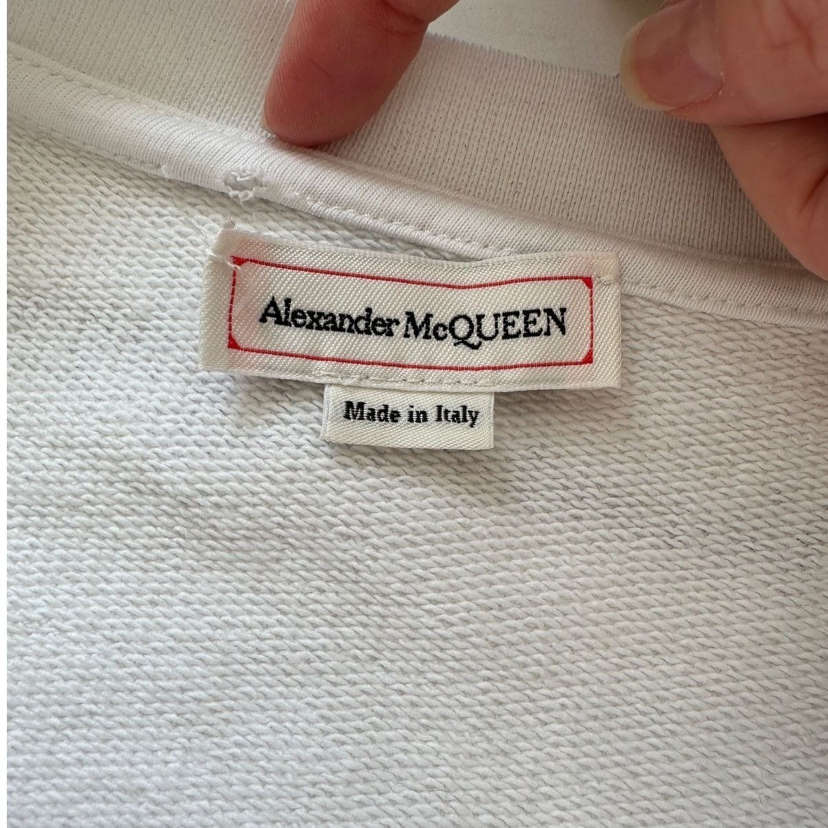 Alexander McQueen Alexander McQueen White Red Print Cotton Sweatshirt 46 / 12 Size XL / US 12-14 / IT 48-50 - 8 Thumbnail