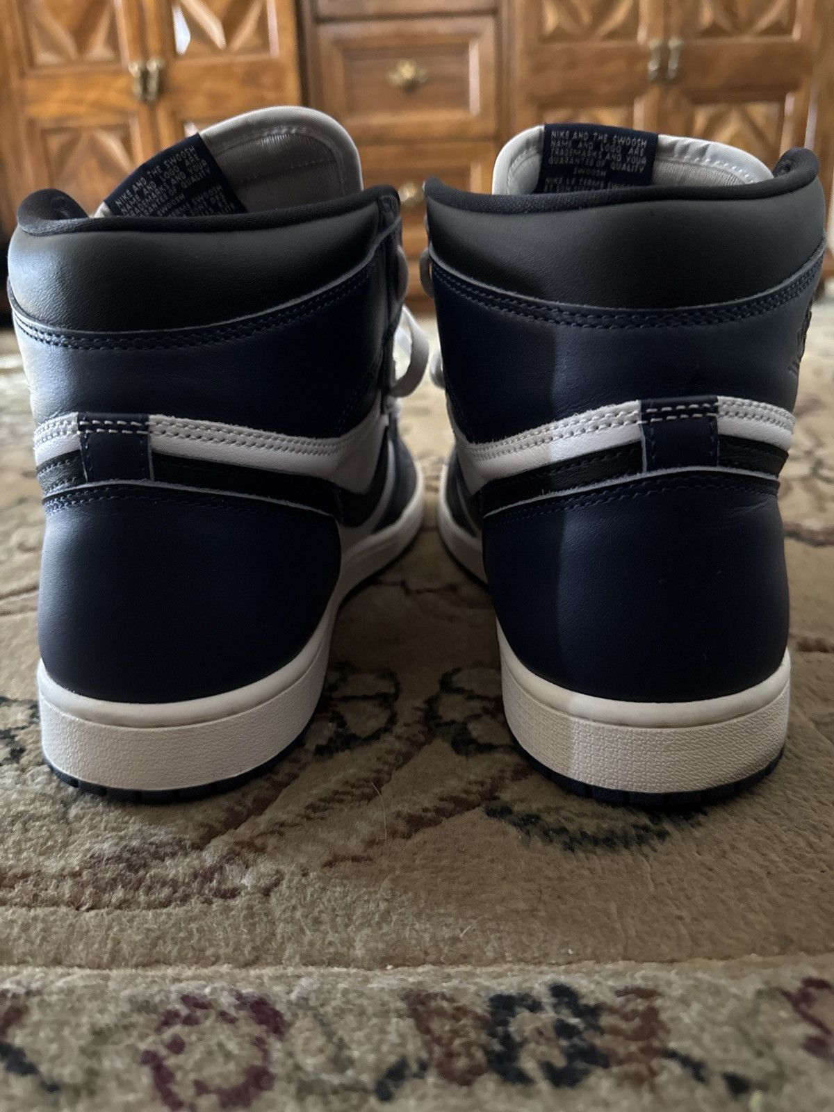 Nike Jordan 1 midnight navy Size US 10 / EU 43 - 4 Thumbnail