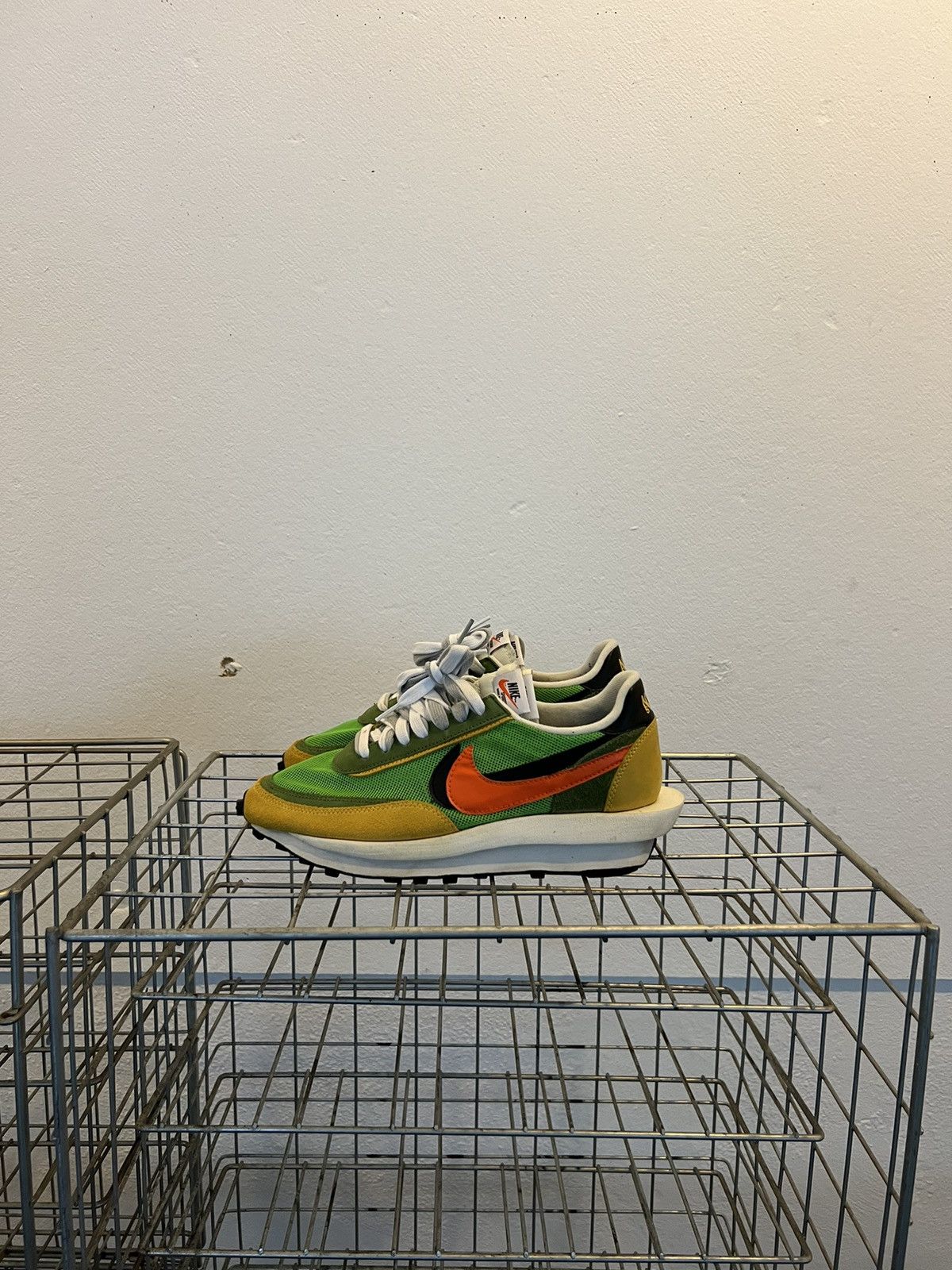 image of Nike Sacai Ld Waffle Green Gusto Shoes, Men's (Size 9.5)