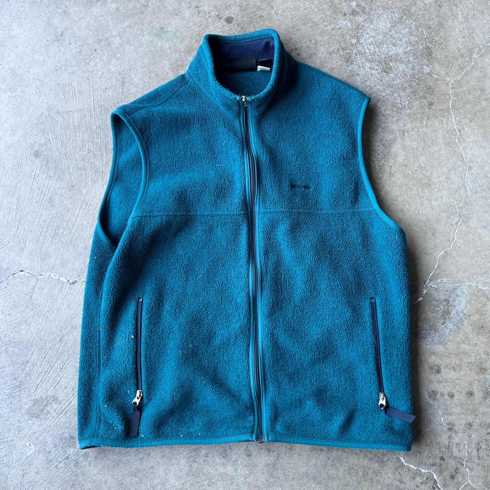 Vintage VINTAGE PATAGONIA SYNCHILLA FLEECE VEST JACKET USA 90S LARGE Size US L / EU 52-54 / 3 - 1 Thumbnail