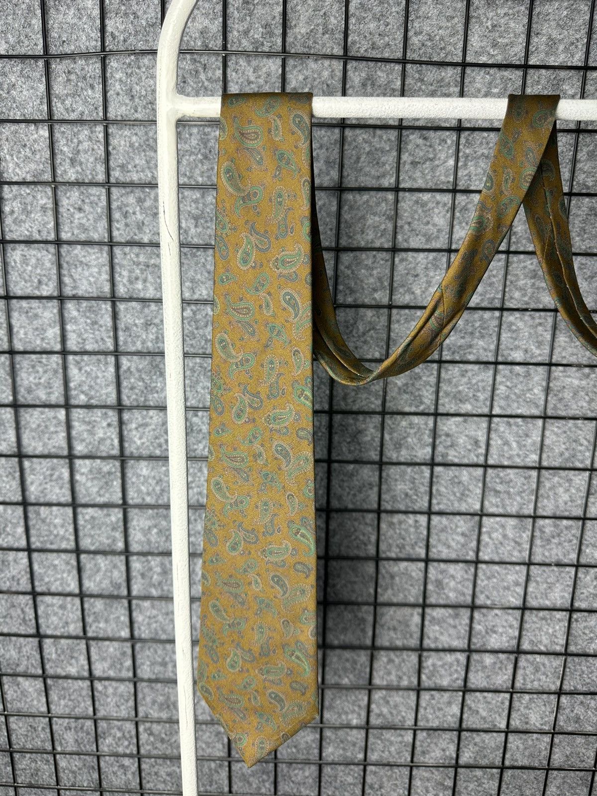 Ermenegildo Zegna Ermenegildo Zegna Vintage Paisley Pattern Silk Tie Size OS Size ONE SIZE - 2 Thumbnail