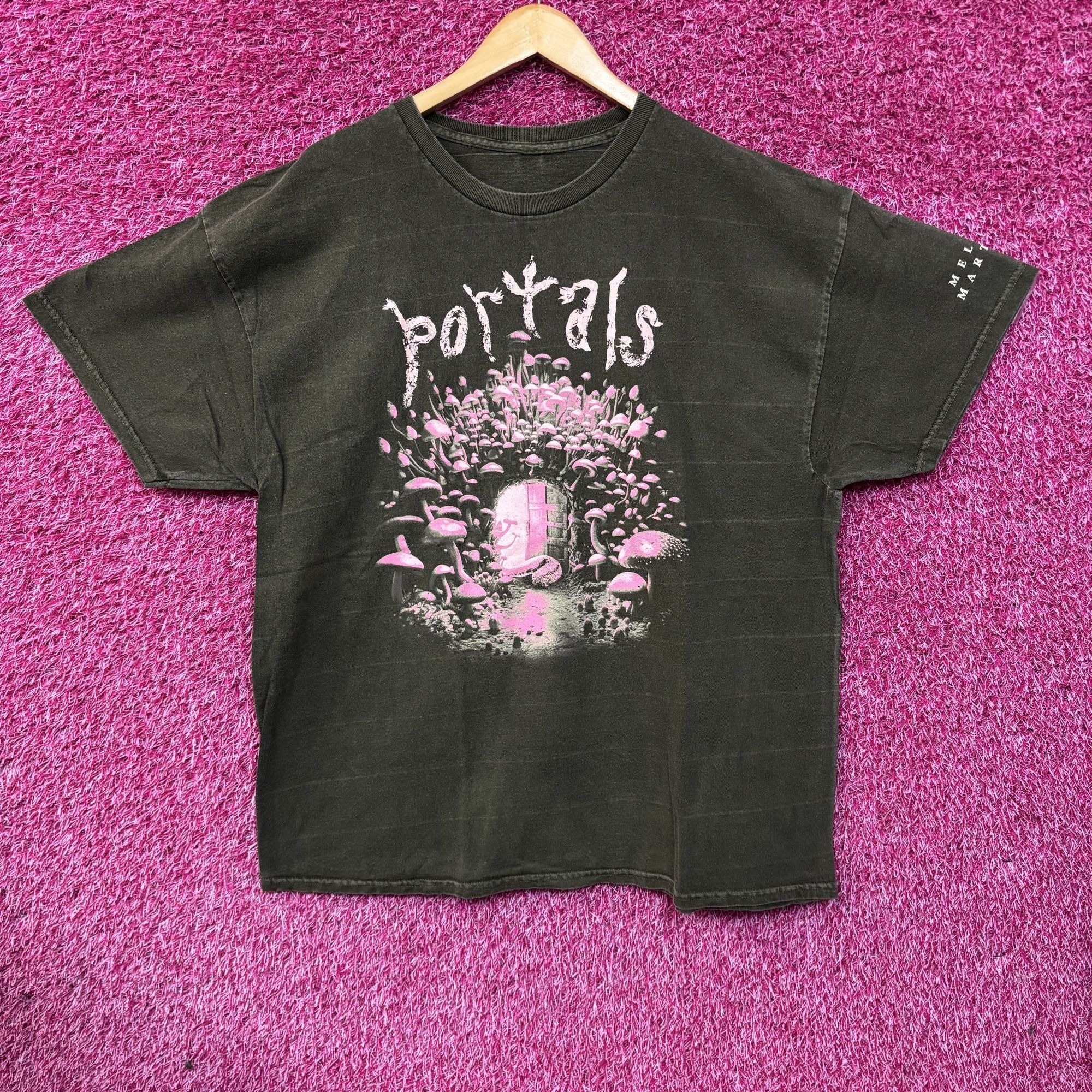 Anime × Band Tees Five Tee Bundle of Large and XL Size US XL / EU 56 / 4 - 1 Thumbnail