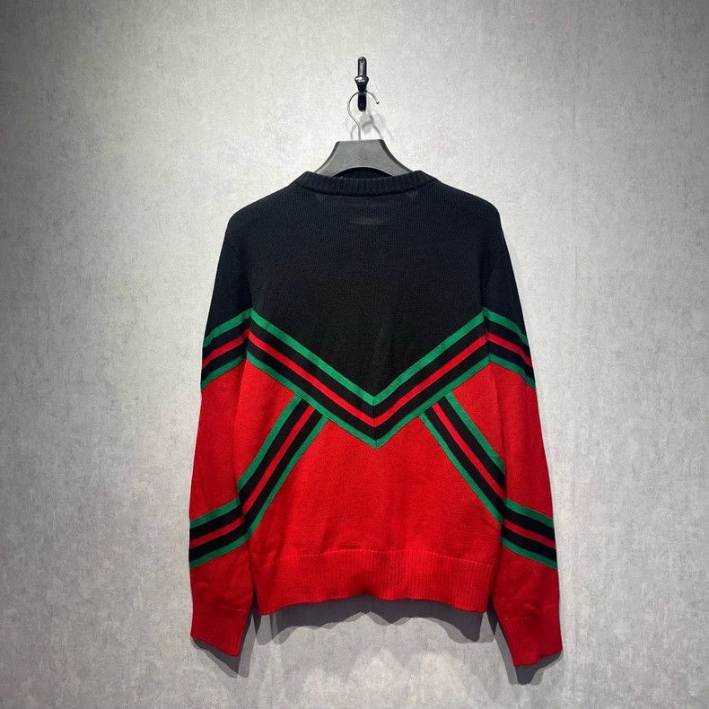 Louis Vuitton Louis Vuitton Tri-color patchwork logo sweater Size US XL / EU 56 / 4 - 2 Thumbnail
