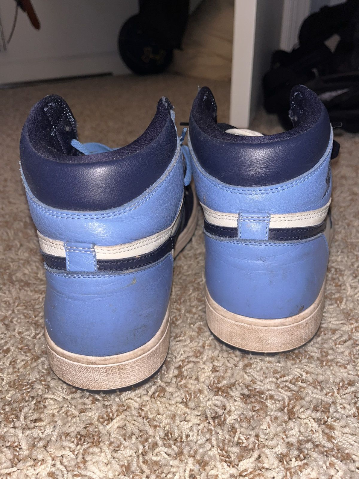 Jordan Brand Jordan 1 Obsidian Size US 12 / EU 45 - 4 Thumbnail