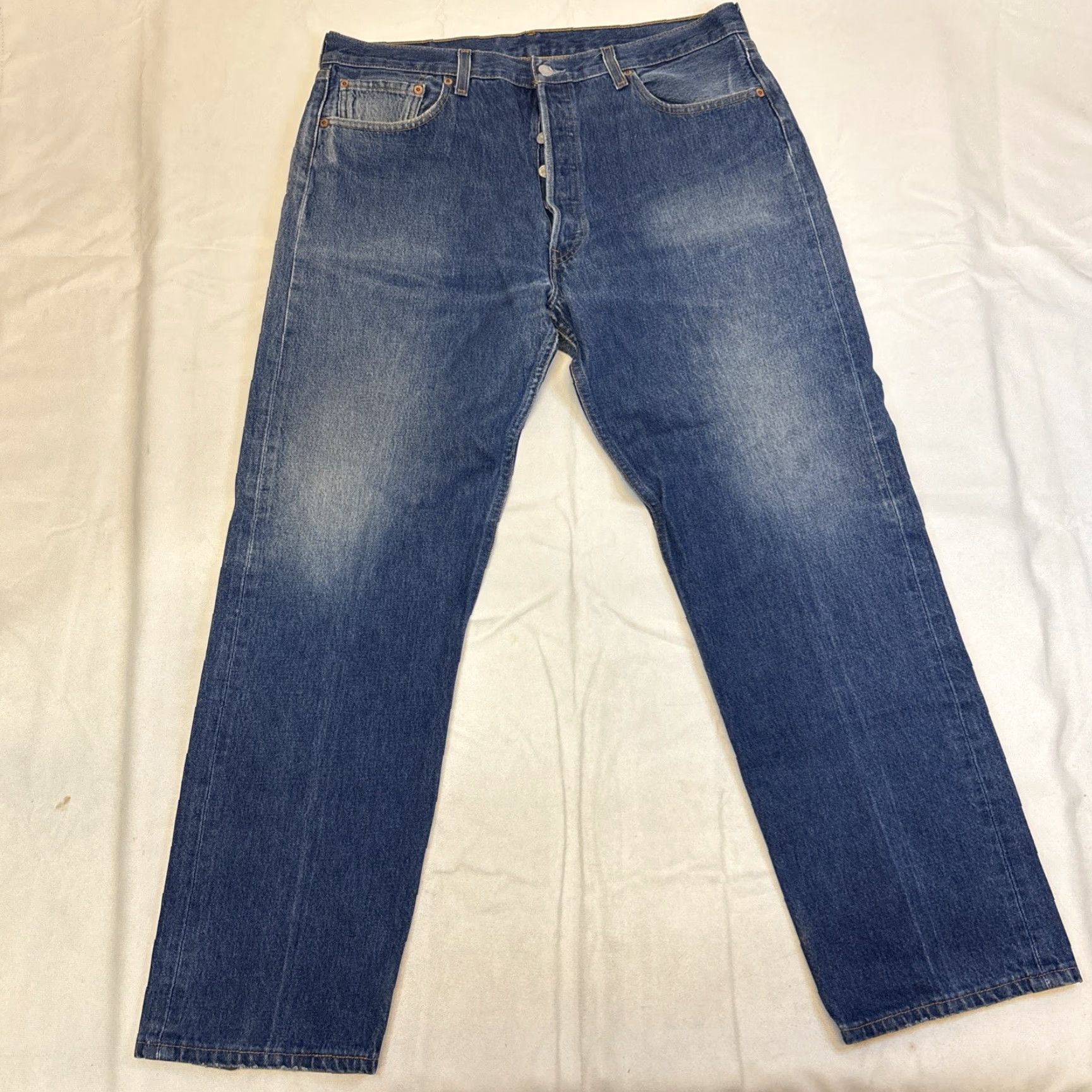 Levi's VINTAGE Levi’s Jeans Denim Button Fly Men’s Blue 37x30 Levi'S 501 Regular Straight USA 2000s Size US 37 - 7 Thumbnail