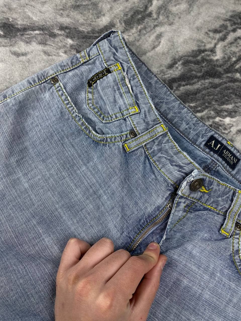 Armani Vintage Armani Jeans Denim Jeans Big Logo Size US 31 - 8 Thumbnail