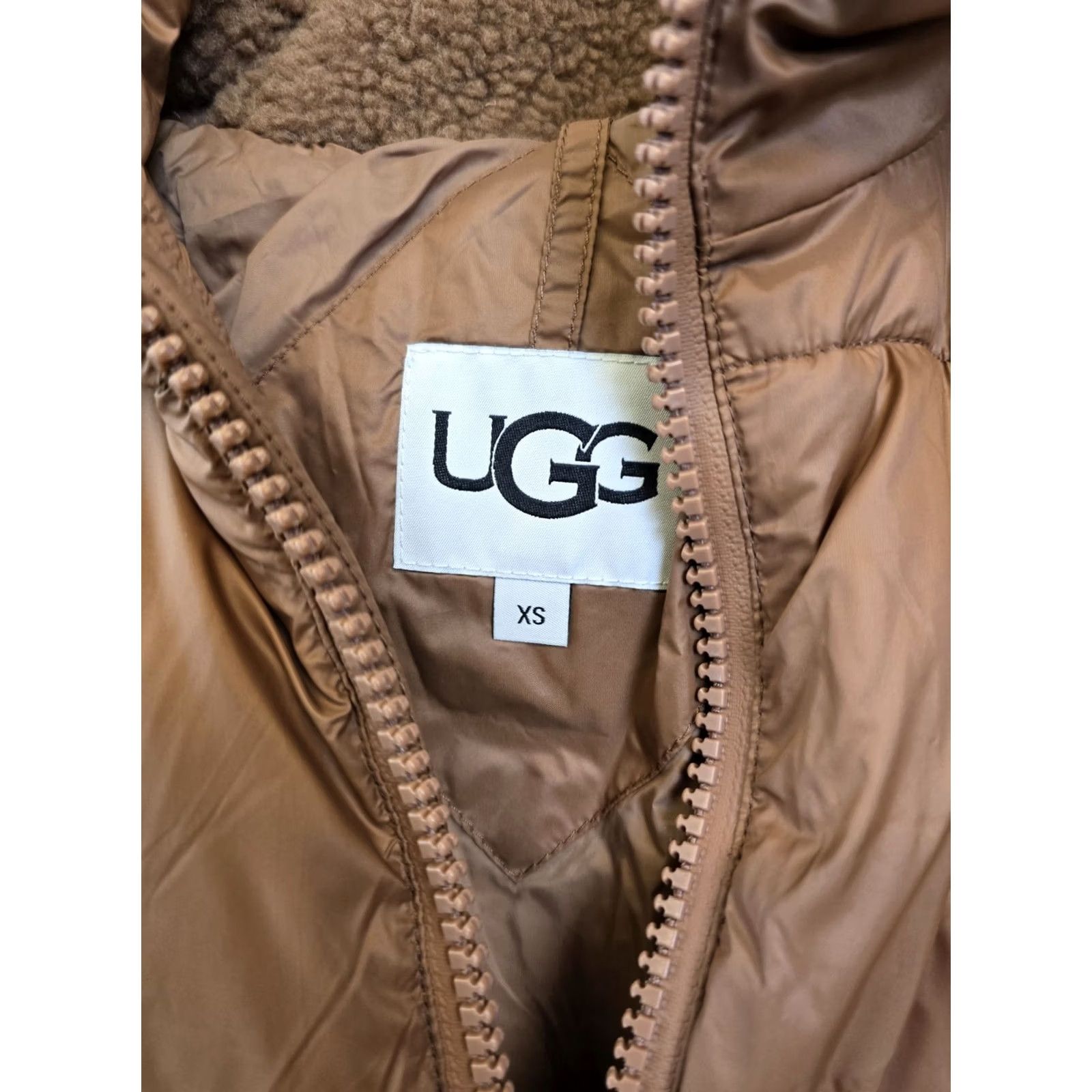 Ugg UGG Brayden Puffer Jacket Men XS Sherpa Hood Cedar Bark Water-resistant Hooded Zip Pockets Full Zip Woolly Outdoor 90s? Size US XS / EU 42 / 0 - 7 Thumbnail