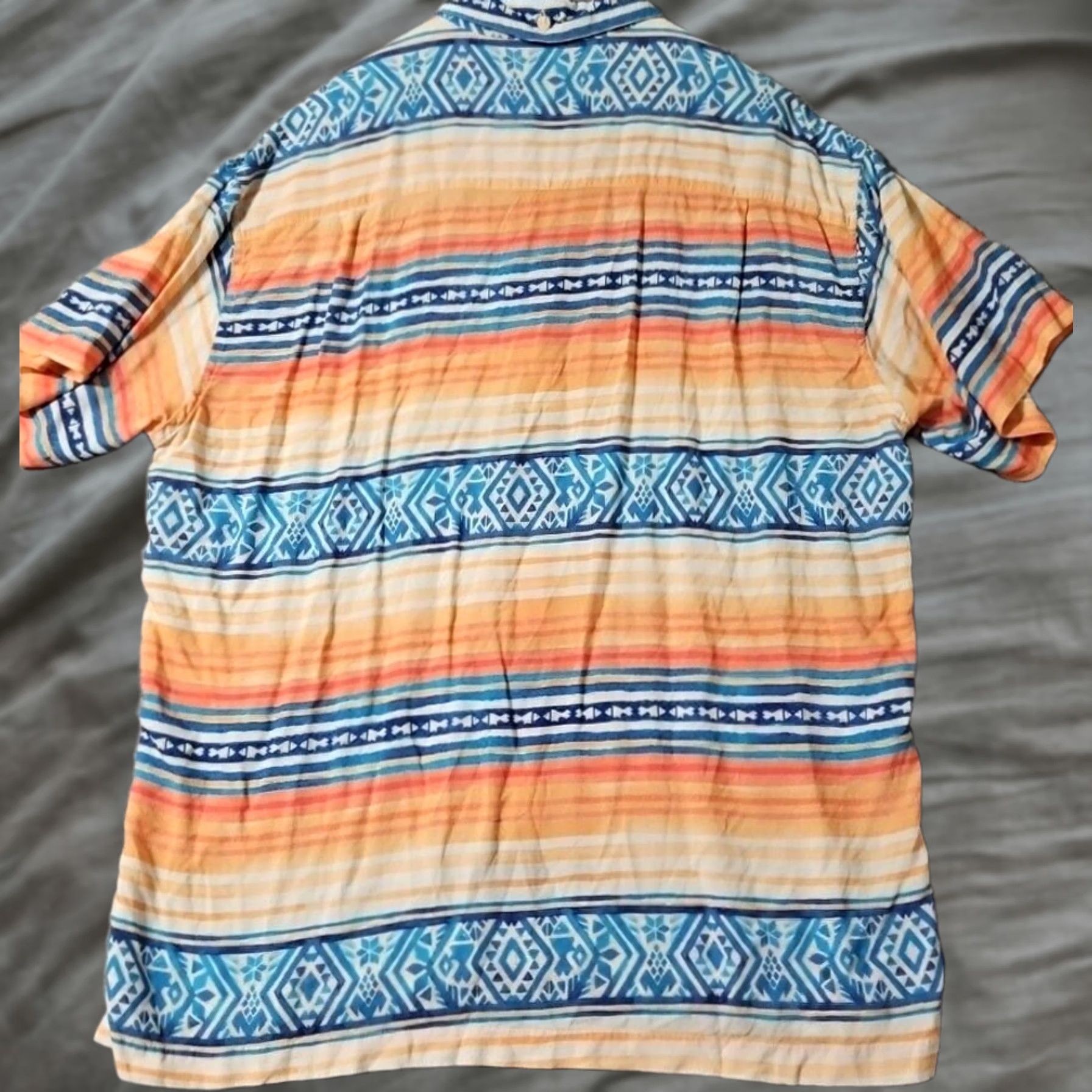 Vintage Kenny Flowers Men's Hawaiian Shirt Striped Aztec Short Sleeve Rayon Size XL Size US XL / EU 56 / 4 - 1 Thumbnail