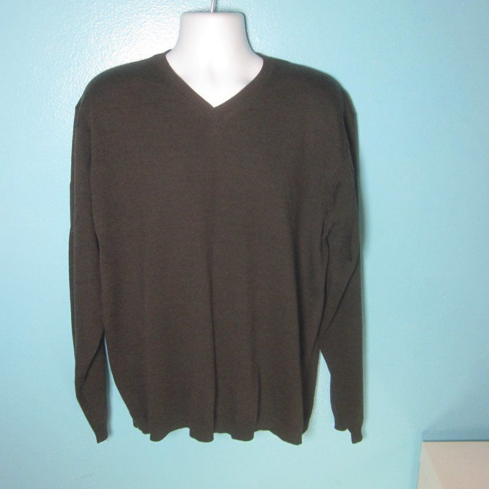 Banana Republic Men VINTAGE Banana Republic Extrafine Merino Wool Size XL Pullover VNeck Sweater Size US XL / EU 56 / 4 - 6 Thumbnail