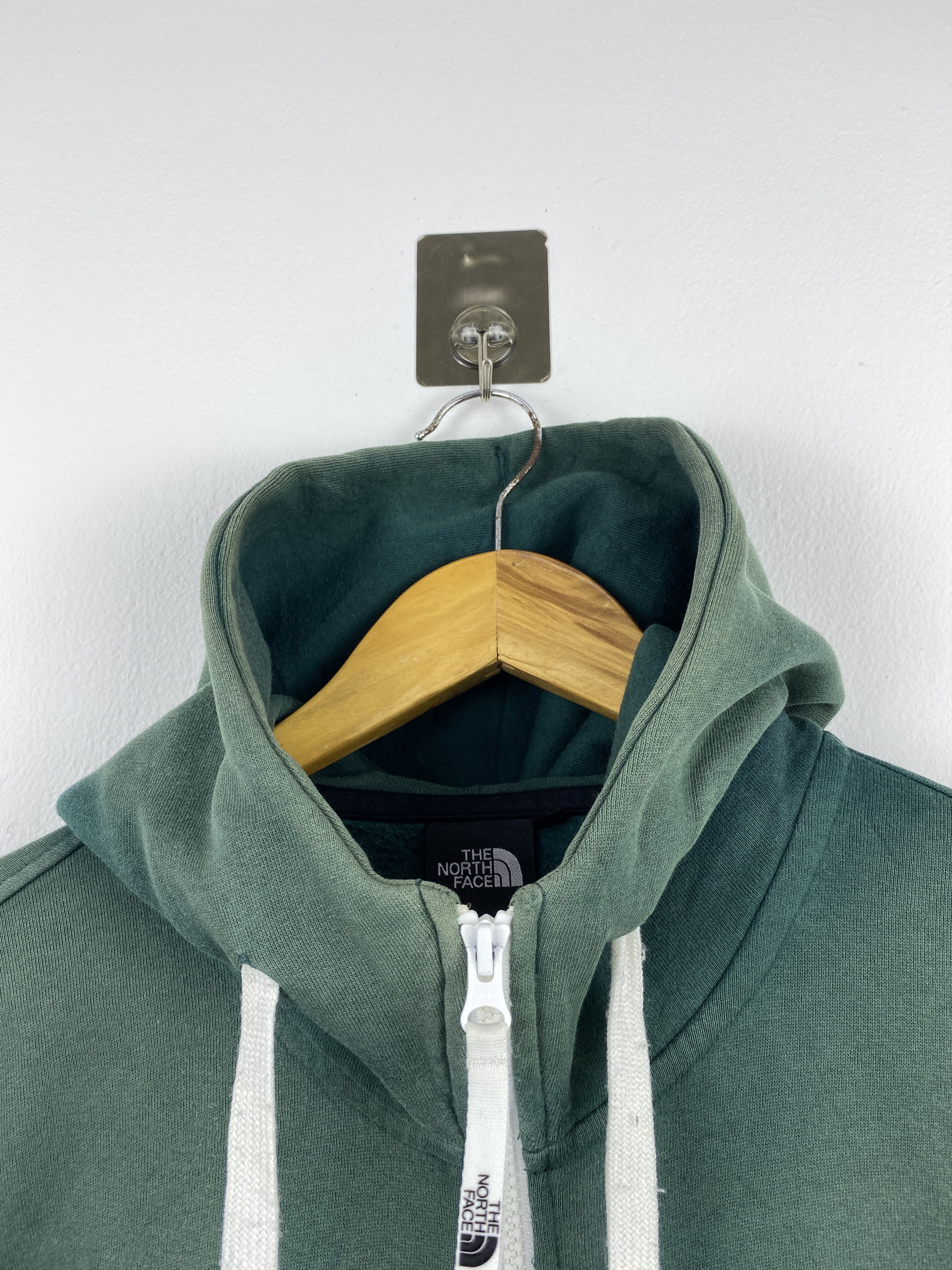 The North Face Vintage The North Face Zipper Up Hoodie SH0456 Size US L / EU 52-54 / 3 - 9 Thumbnail
