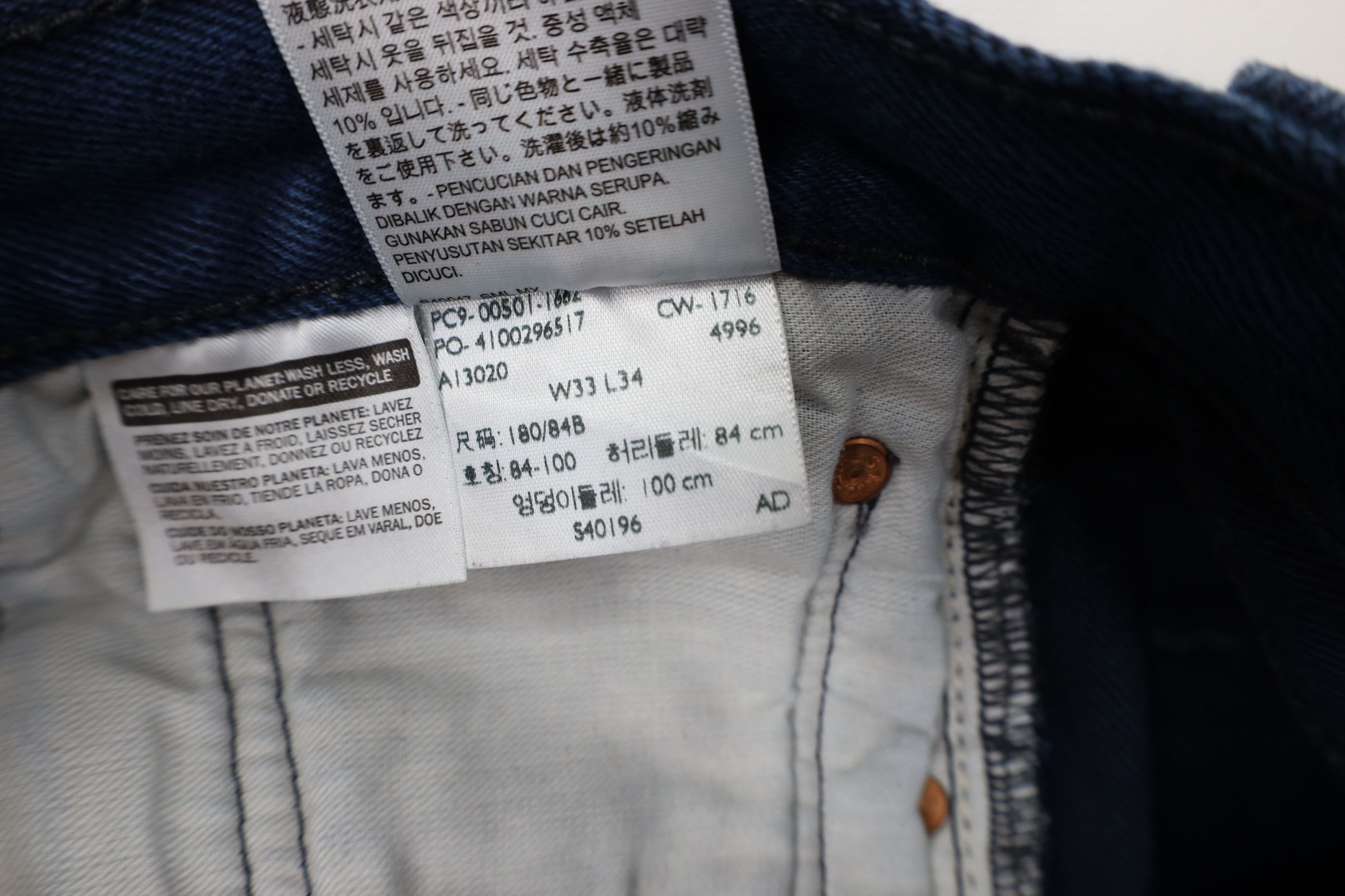 Levi's Vintage Y2K Levis 501xx Button Fly Original Fit Denim Jeans Size US 33 - 7 Thumbnail