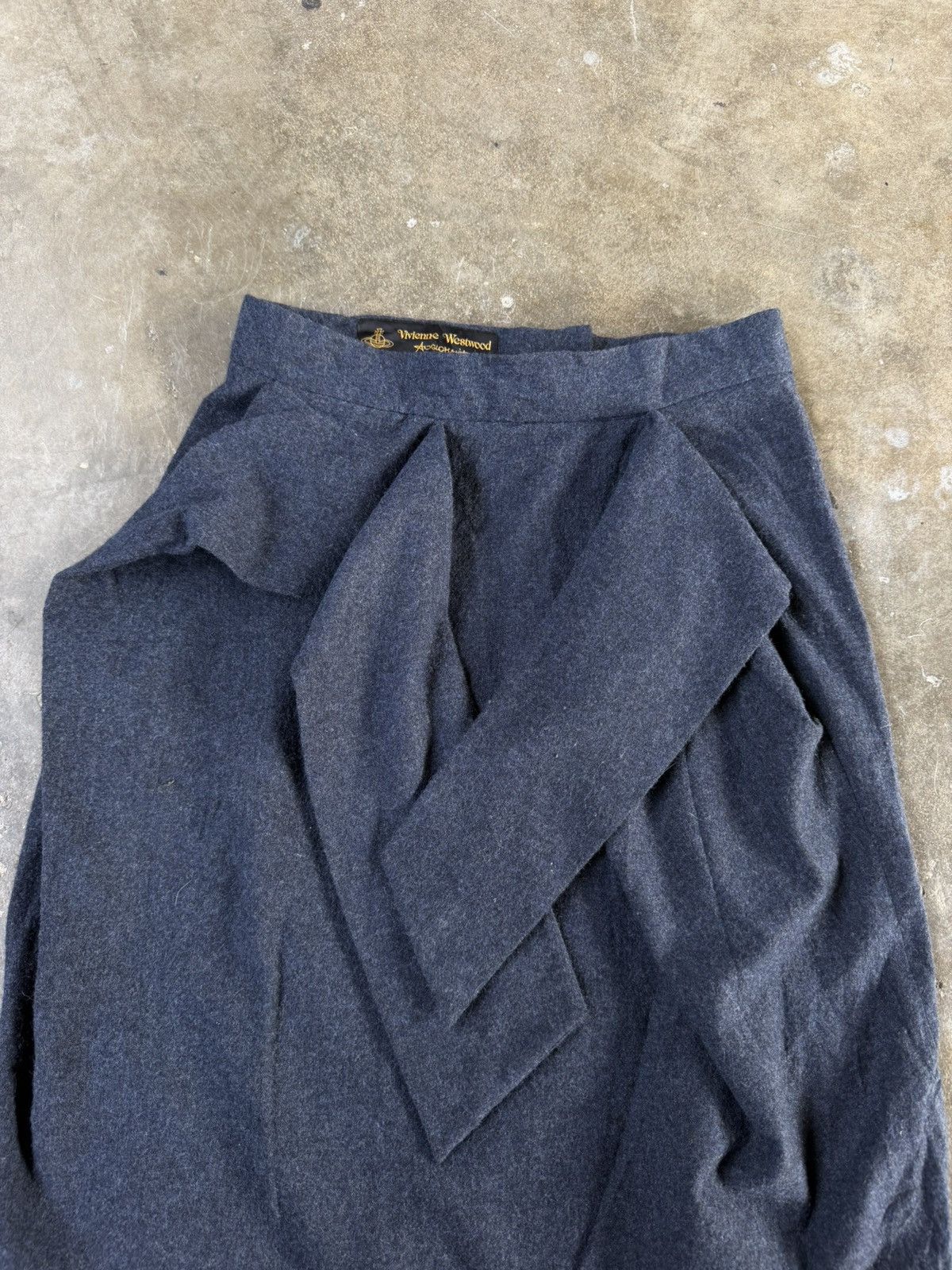 Vivienne Westwood Vintage Vivienne Westwood Anglomania Asymmetrical Wool Skirt Size 28" / US 6 / IT 42 - 12 Thumbnail