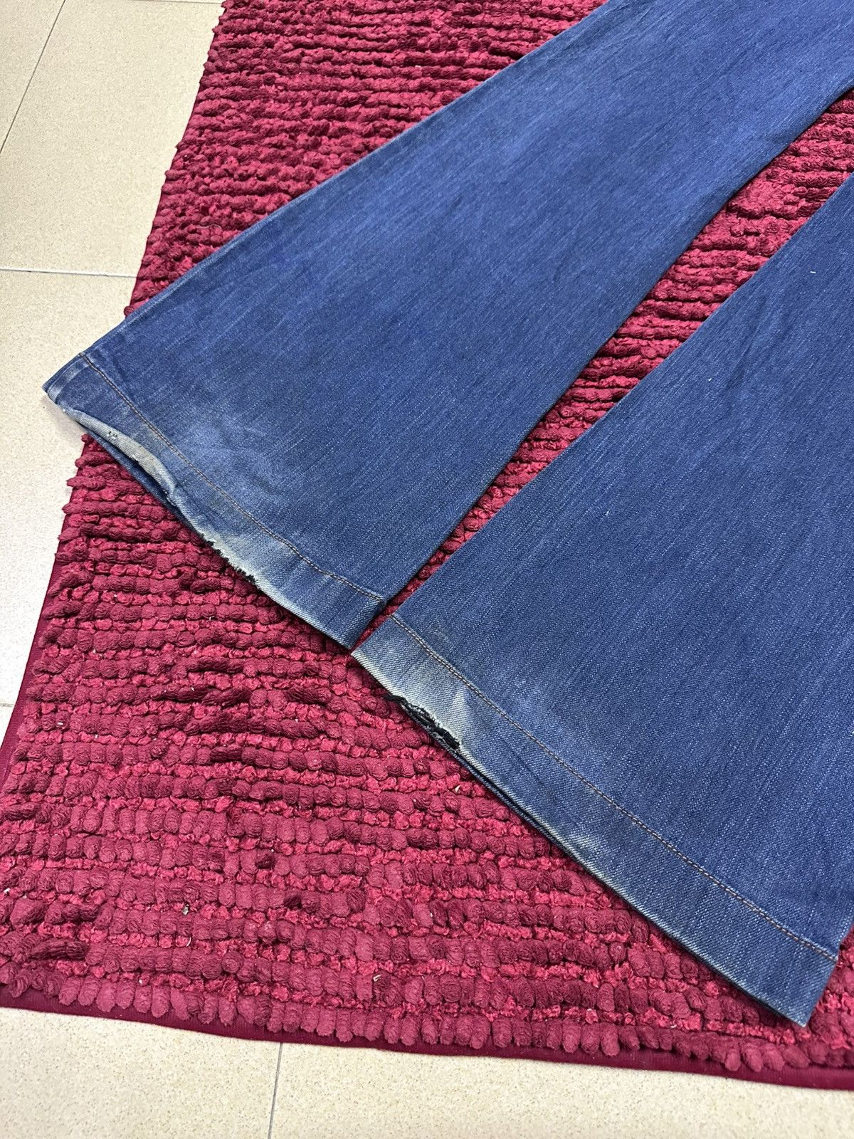 GOA 2000 Distressed Mossimo Flare Washed Y2K Lgb Red Pepper Jean Size US 31 - 9 Thumbnail
