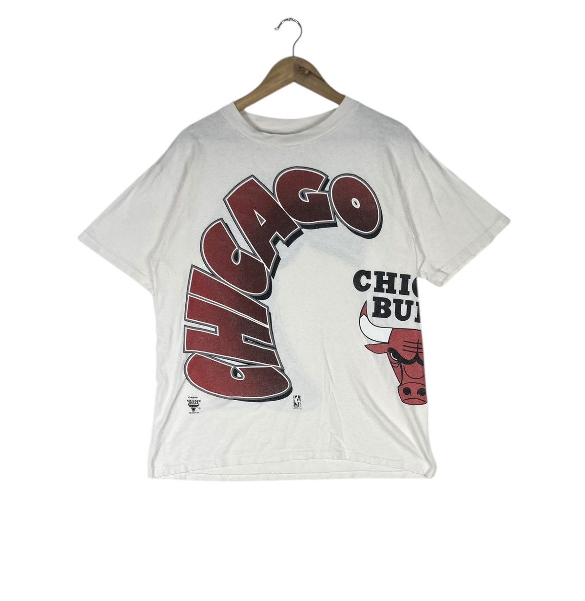 NBA Vintage NBA Chicago Bulls Made In Usa Fullprint T-Shirt Size US M / EU 48-50 / 2 - 1 Thumbnail