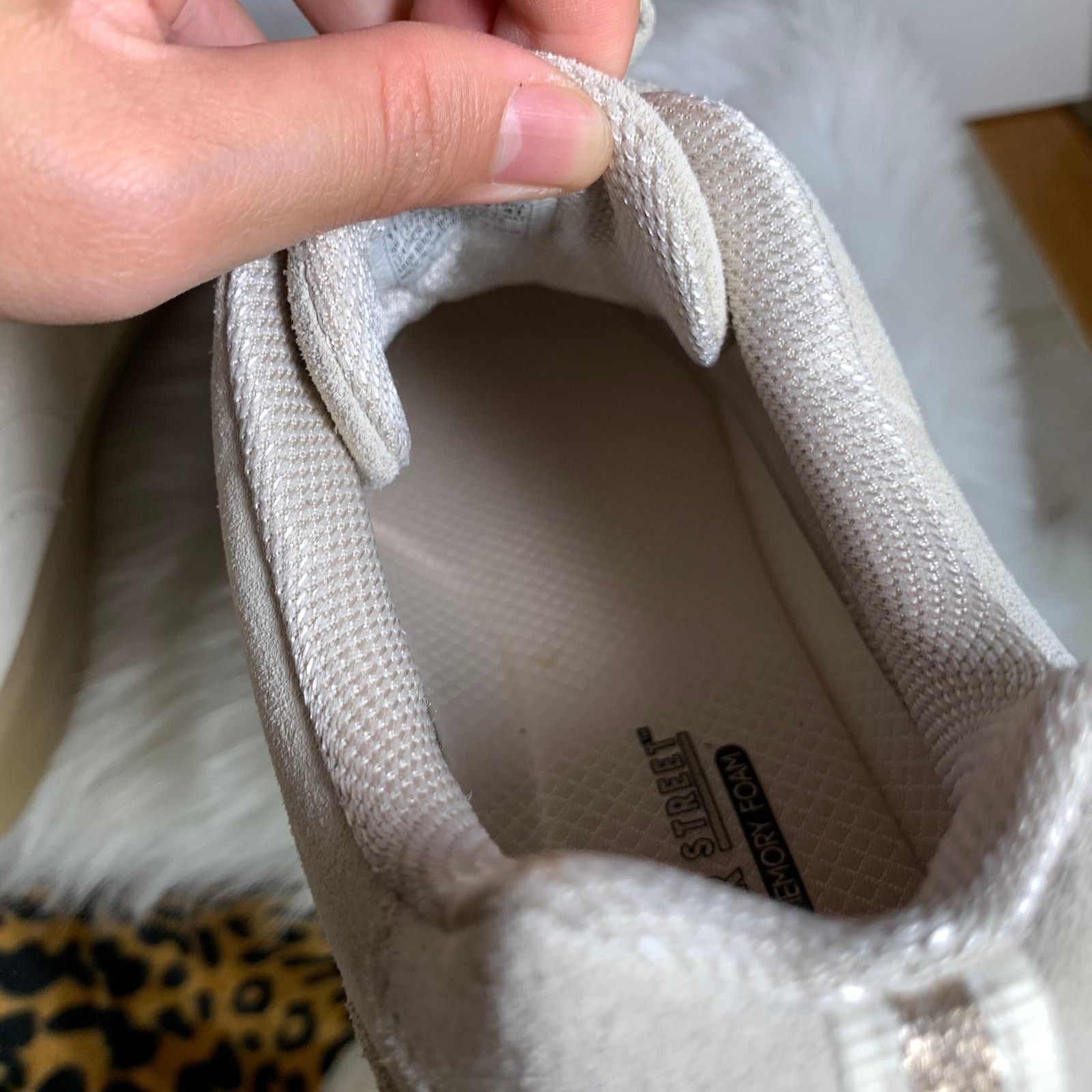 Other Skecher Street Leather Sneaker Size 11 Color Light Tan Size US 11 / IT 41 - 13 Thumbnail