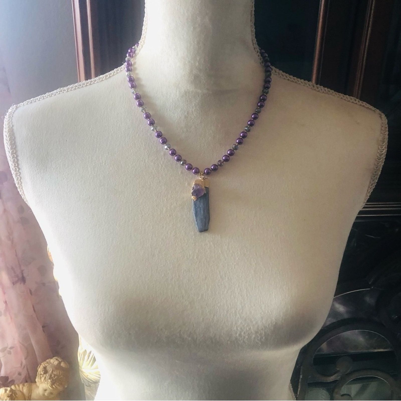 Handmade Handcrafted repurpose kyanite and amethyst Pearl necklace Size ONE SIZE - 7 Thumbnail