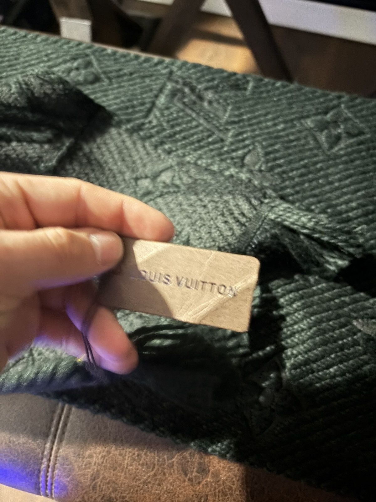 Louis Vuitton Lv scarf Size 46 - 1 Thumbnail