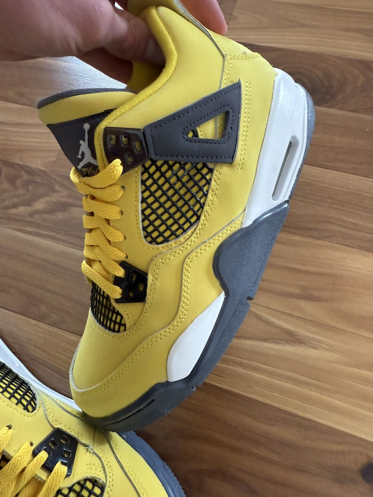 Jordan Brand Jordan 4 6.5 GS Size US 6.5 / EU 39-40 - 3 Thumbnail