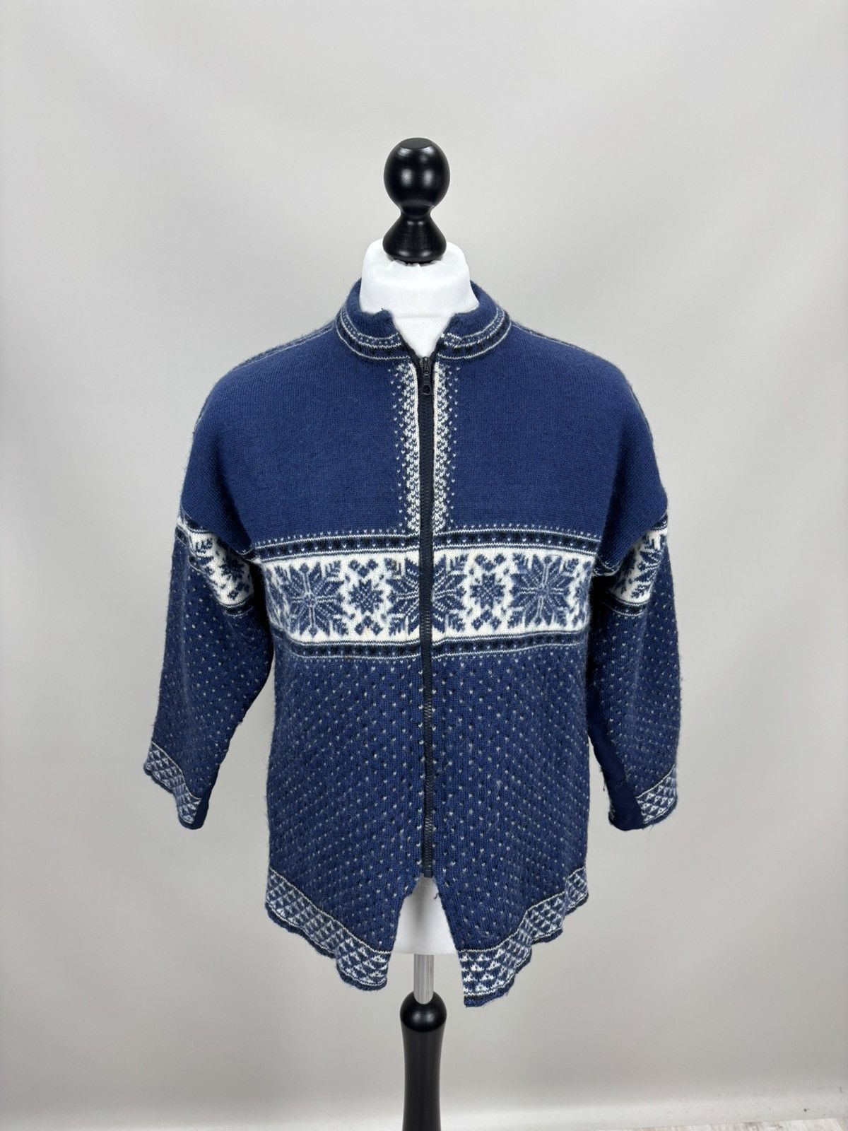 Dale Of Norway Mens sweater Dale of Norway Size M/L Color Blue Size US M / EU 48-50 / 2 - 1 Thumbnail