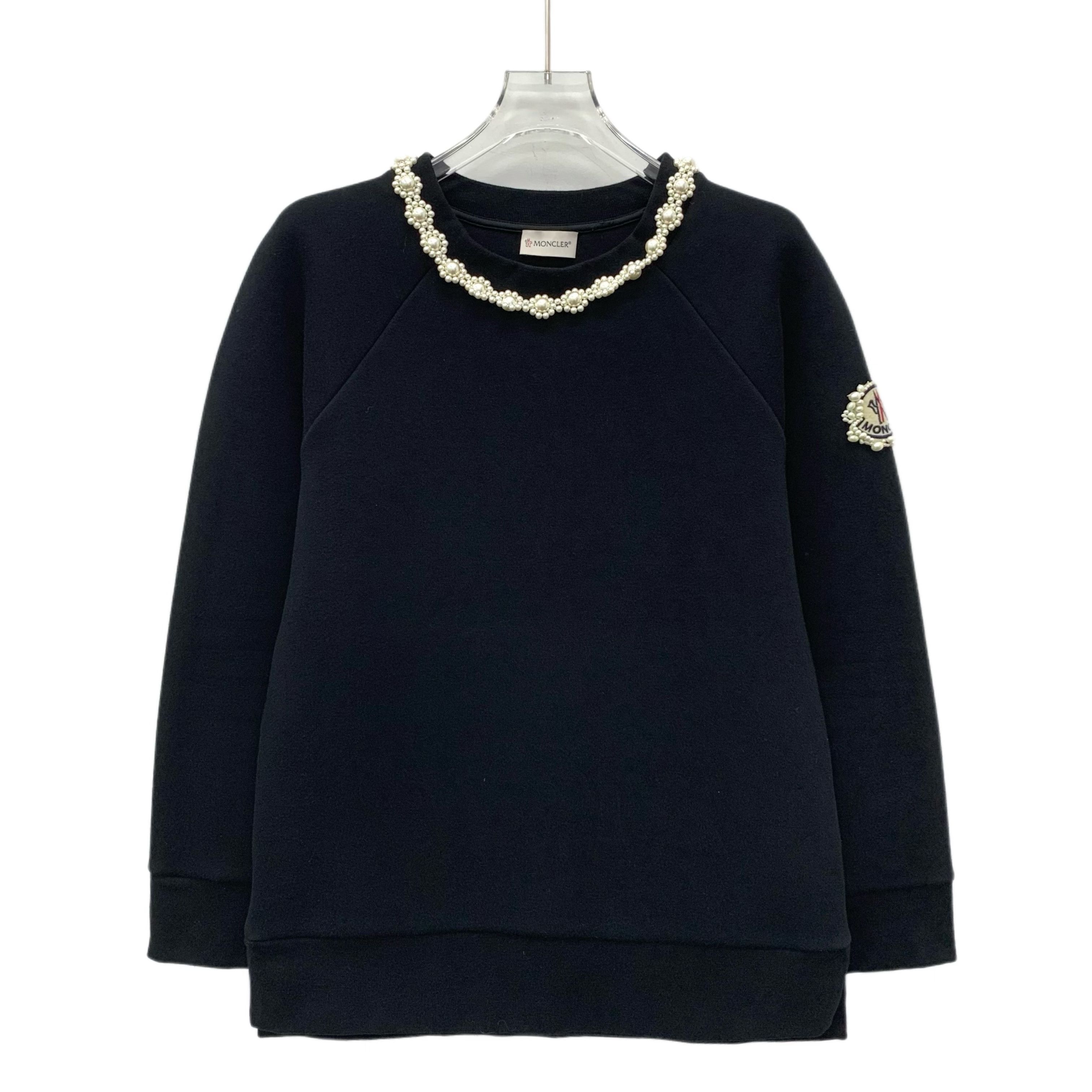 Moncler Moncler Logo Sweatshirt Black (L) Size L / US 10 / IT 46 - 1 Thumbnail