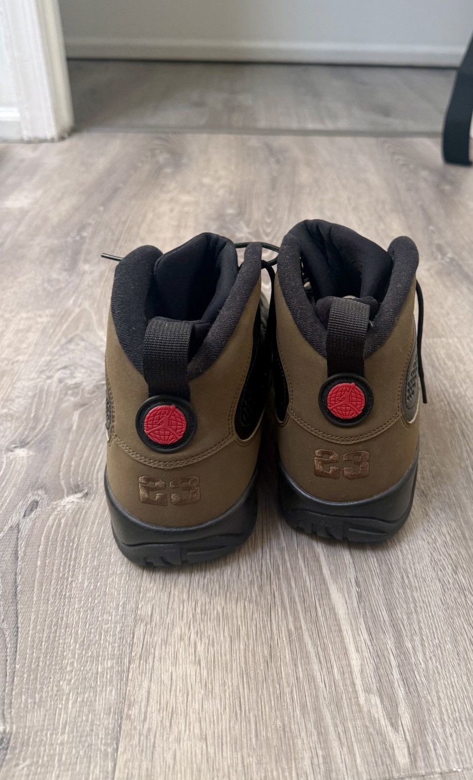 Jordan Brand Air Jordan 9 Olive Size US 10.5 / EU 43-44 - 2 Thumbnail