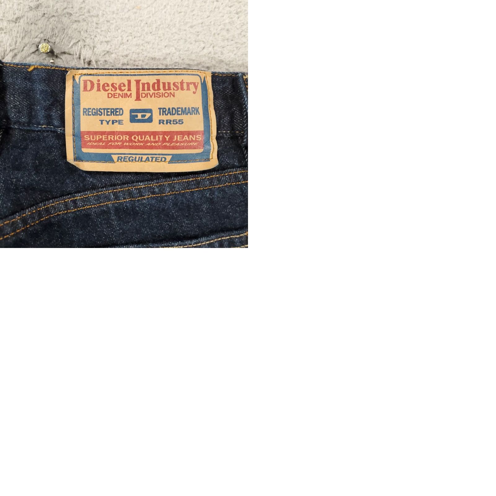 Diesel Diesel Jeans Mens 33 Dark Blue Wash Button Fly Denim 5-Pocket City Italy Straight Regular Size US 33 - 9 Thumbnail