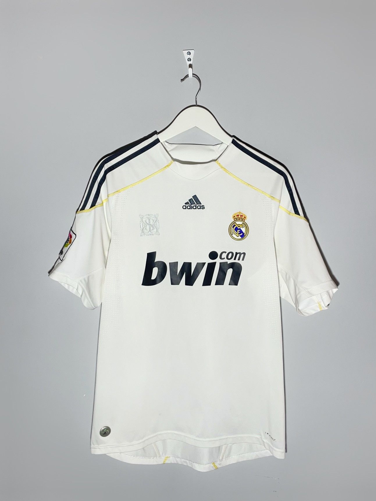 Adidas × Vintage #9 Ronaldo Real Madrid Adidas 2009/10 Home Football Kit Size US M / EU 48-50 / 2 - 2 Thumbnail