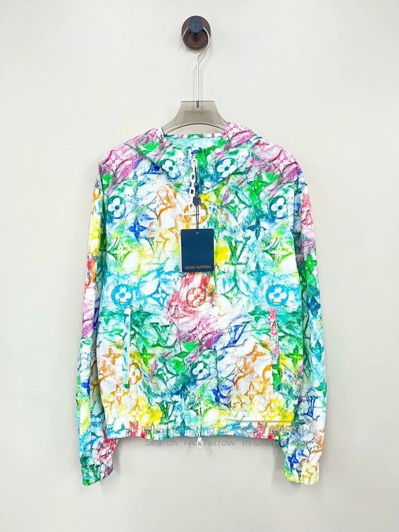 Louis Vuitton Louis Vuitton Color-block monogrammed crayon logo assault Size US S / EU 44-46 / 1 - 1 Thumbnail