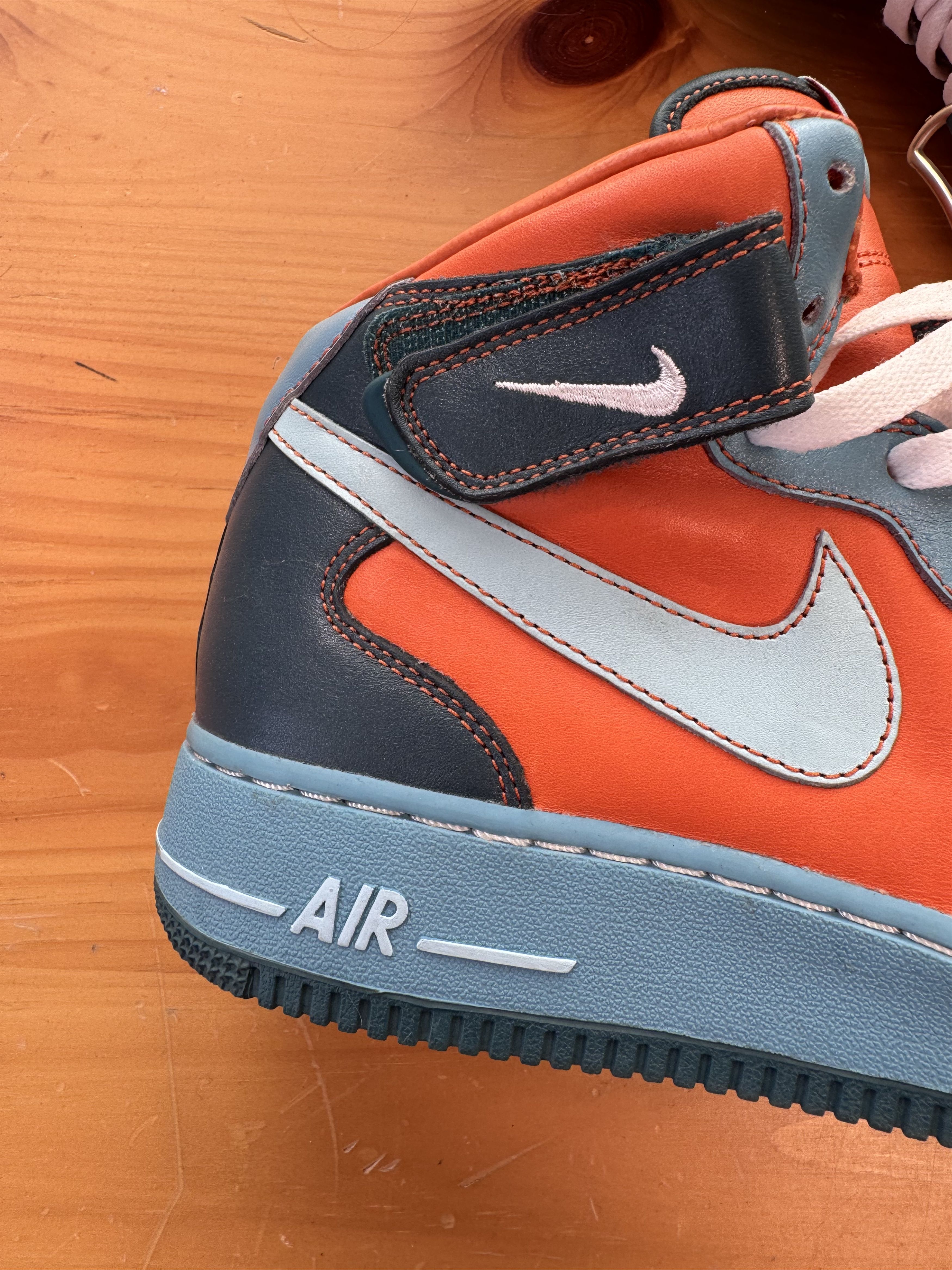 Nike Nike ID sample 1/1? RARE Air force 1 mid Size US 9 / EU 42 - 2 Thumbnail