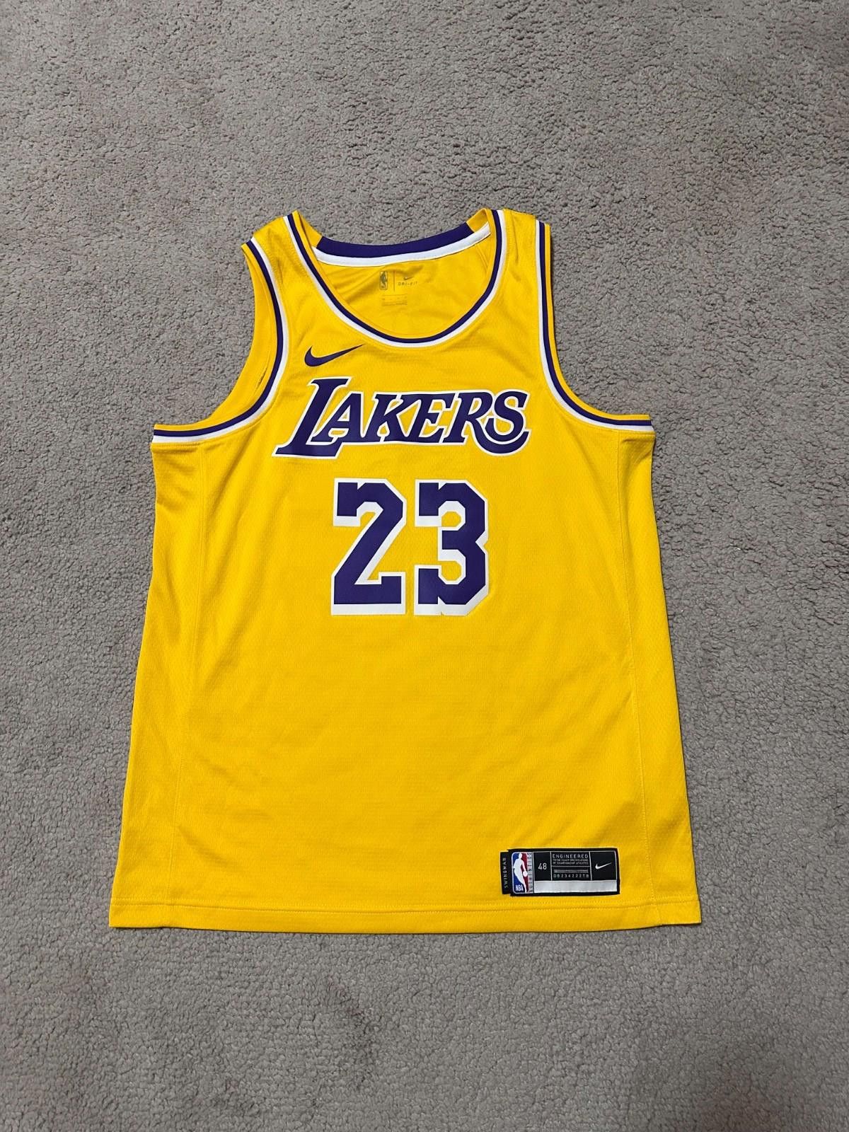 Nike Nike Swingman Los Angeles Lakers LeBron James #23 Jersey 48L Size US L / EU 52-54 / 3 - 1 Thumbnail