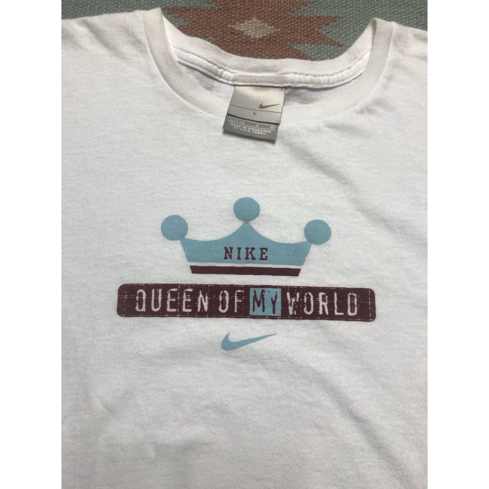 Nike VINTAGE Nike graphic t shirt queen of my world swoosh check femme Women’s Large Size L / US 10 / IT 46 - 2 Thumbnail