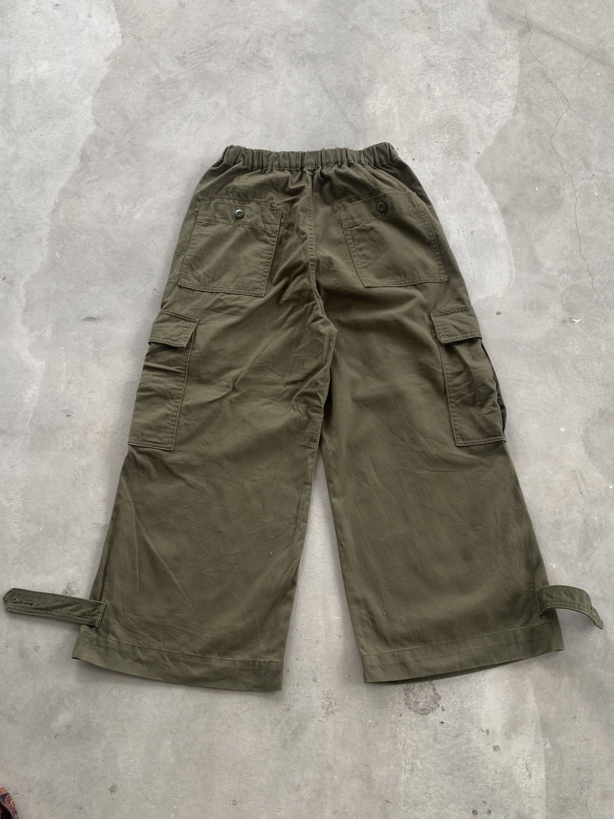 Japanese Brand ON SEVEN DAYS FLARED ADJUSTABLE BOTTOM PANT Size US 26 / EU 42 - 6 Thumbnail