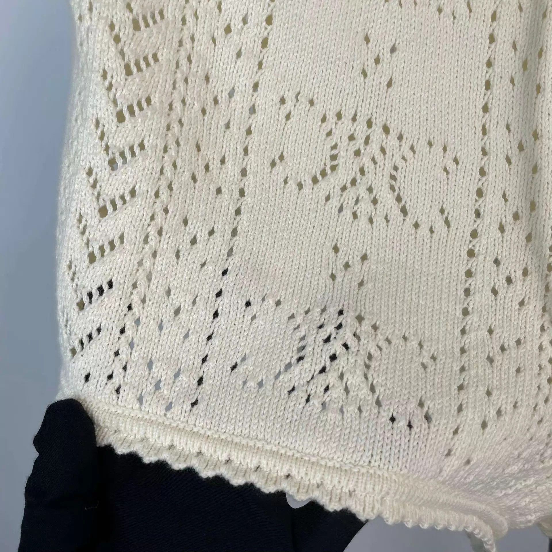 Celine Celine women's XS white knit shorts 97 New Size 25" / US 0 / IT 36 - 5 Thumbnail