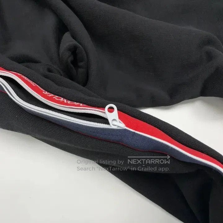 Moncler Moncler FW22 Men's Stripe Sleeve Zip Hoodie. Size US XL / EU 56 / 4 - 5 Thumbnail