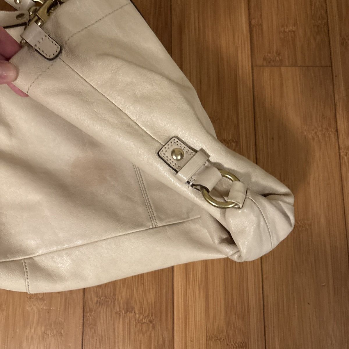 Coach Coach | Vintage Ashley Cream Leather Caryall Top Handle Size ONE SIZE - 5 Thumbnail
