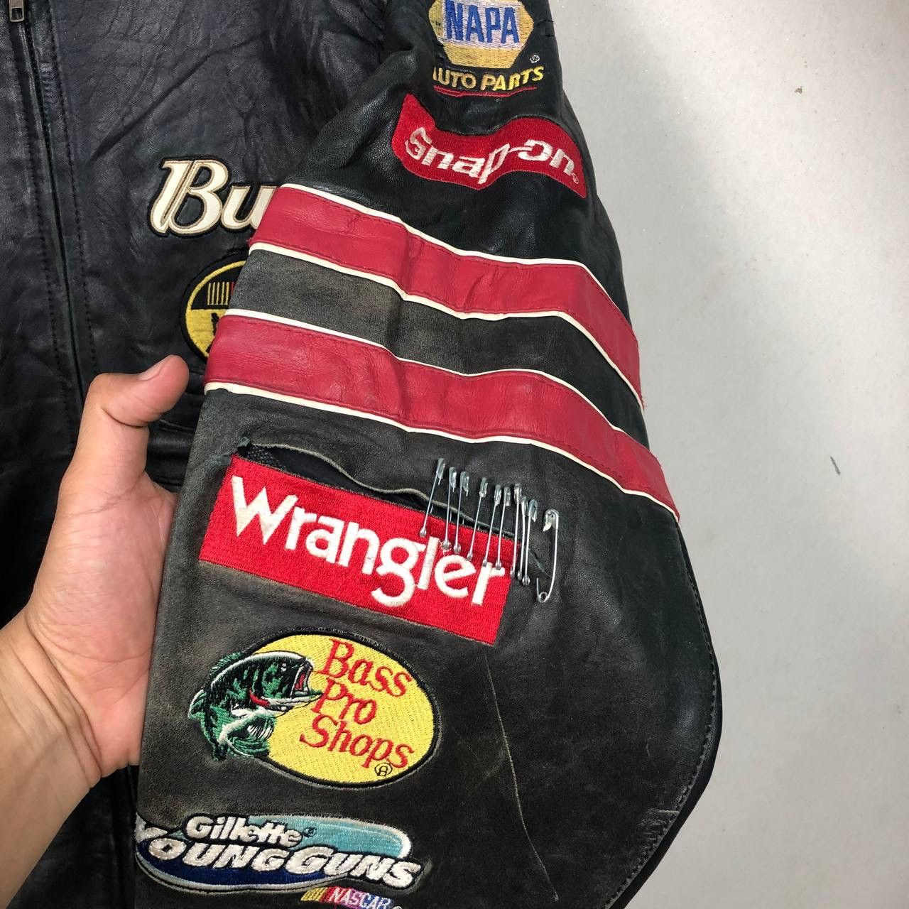 Wilsons Leather Wilson Leather Dale Earnhardt Jr #8 Budweiser Nascar Jacket Size US L / EU 52-54 / 3 - 7 Thumbnail