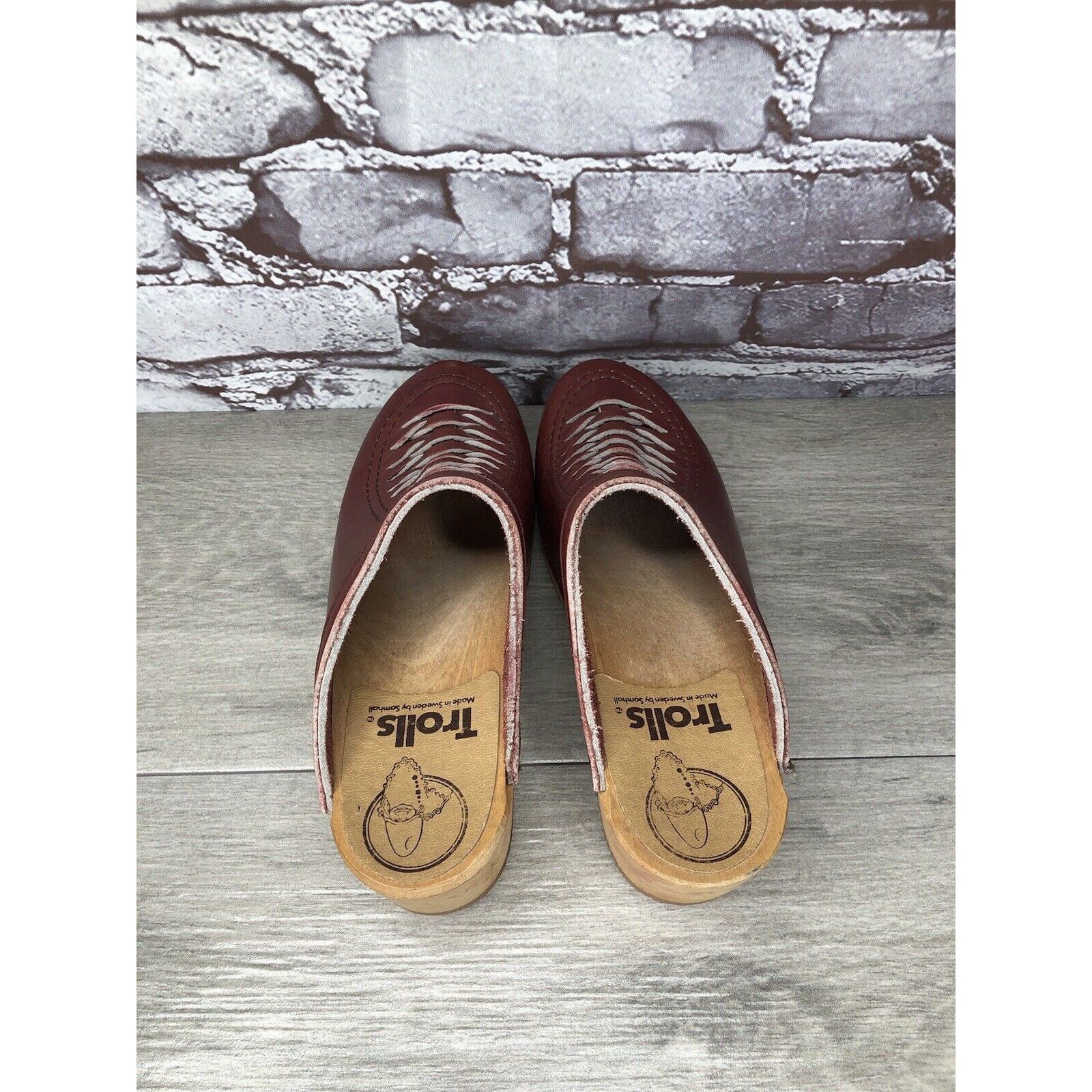 Umbro TROLLS By Samhall Burgundy Leather & Wood Sweden Clogs Shoes Size US 7 / IT 37 - 5 Thumbnail