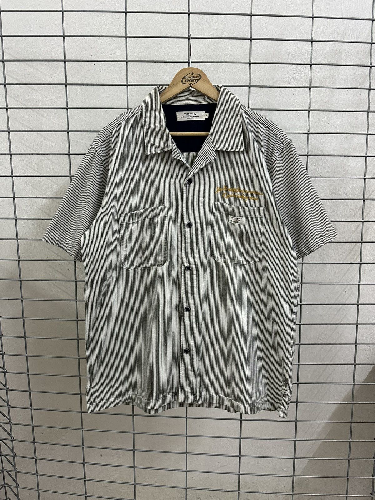 Japanese Brand Thruxton Aesthetic Hickory Stripe Double Pocket Work Shirt Size US XL / EU 56 / 4 - 1 Thumbnail