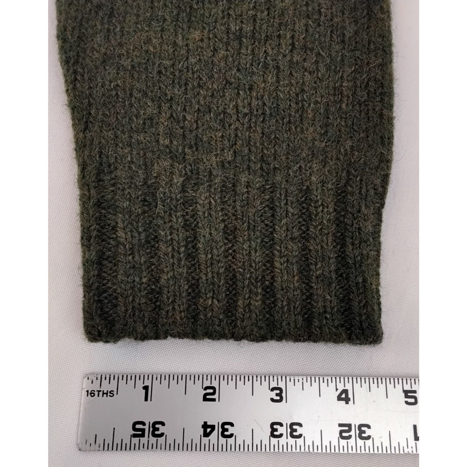 L.L. Bean L.L. Bean Shetland Wool Sweater Men's L Green Elbow Patches Size US L / EU 52-54 / 3 - 13 Thumbnail