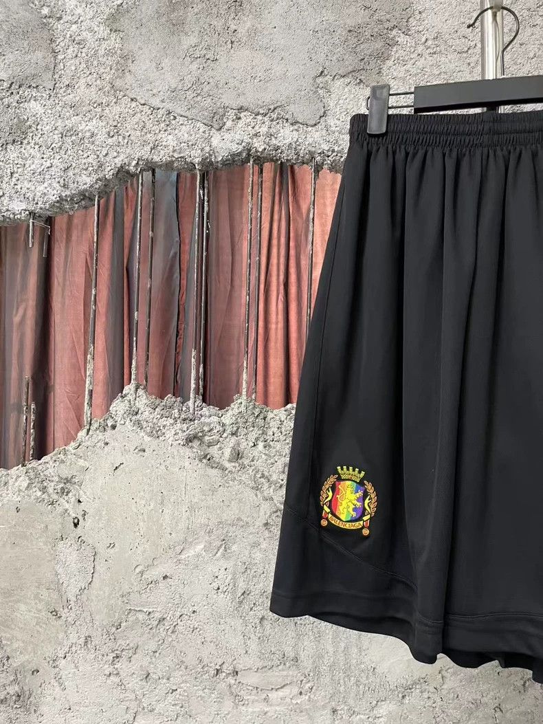 Balenciaga Balenciaga size xxs 3 B Sports Manchester United Soccer Em Size US 28 / EU 44 - 3 Thumbnail